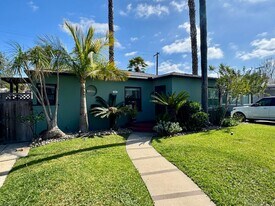 5929 Estelle St in San Diego, CA - Building Photo