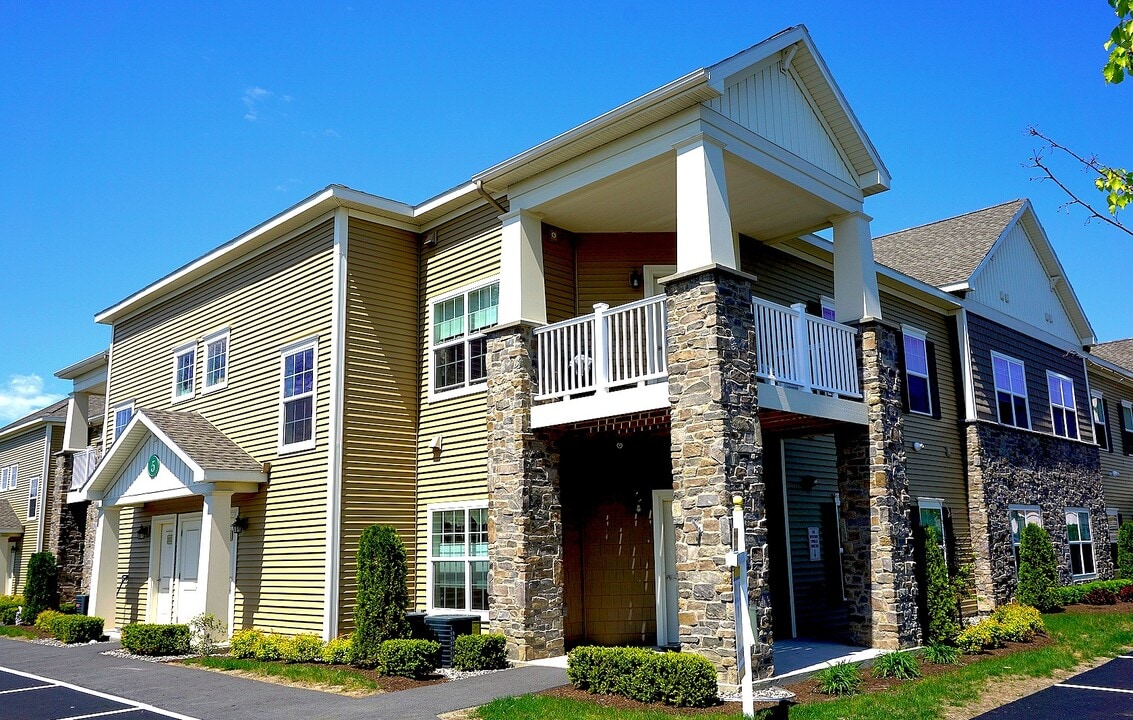 Cornerstone Apartments in Albany, NY - Building Photo