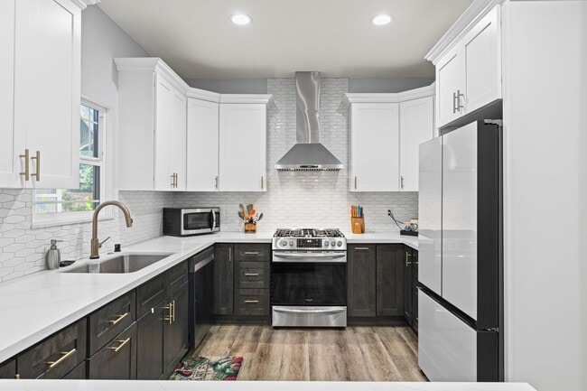 1608 V St in Sacramento, CA - Building Photo - Building Photo