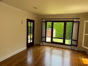 729 N Harper Ave in Los Angeles, CA - Building Photo - Building Photo
