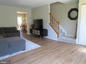 14840 Lynhodge Ct in Centreville, VA - Building Photo - Building Photo