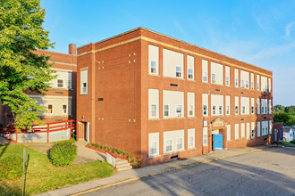 Trail Blazer Building in Sharpsville, PA - Building Photo - Building Photo