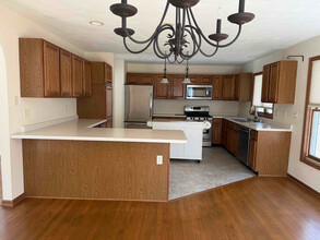 1706 Ludden Dr in Cross Plains, WI - Building Photo - Building Photo