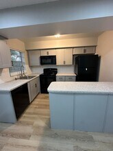 965 SE Caravan Ave in Port St. Lucie, FL - Building Photo - Building Photo