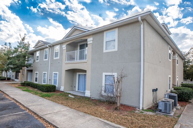 5200 Playpen Dr in Jacksonville, FL - Building Photo - Building Photo