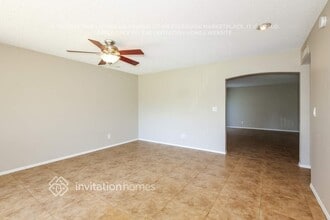 5416 W Diana Ave in Glendale, AZ - Foto de edificio - Building Photo