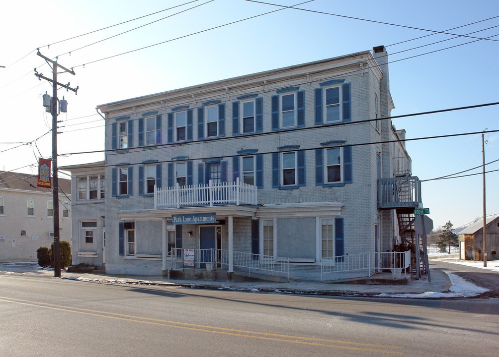 Park Lane Apartments in Gilbertsville, PA - Building Photo