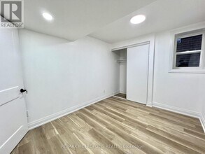 3271 Turnstone Blvd in Pickering, ON - Building Photo - Building Photo
