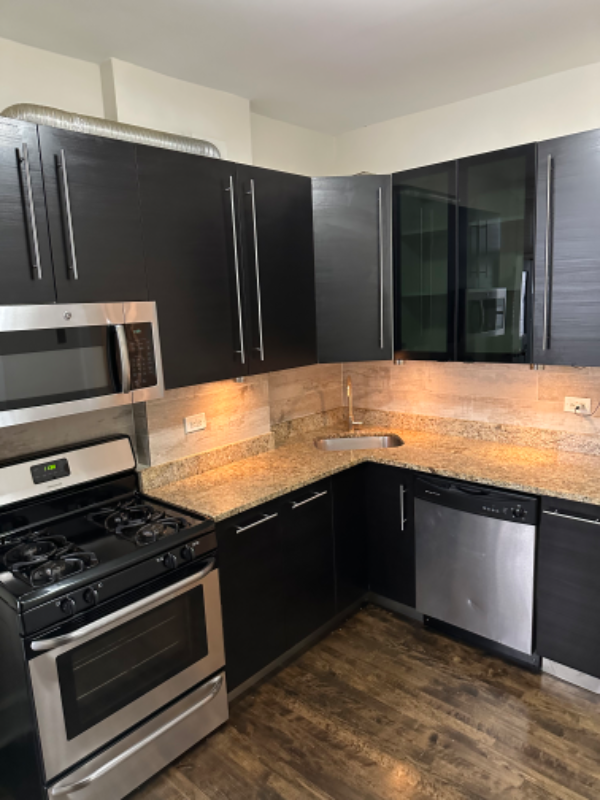 property at 1949 W Grace St