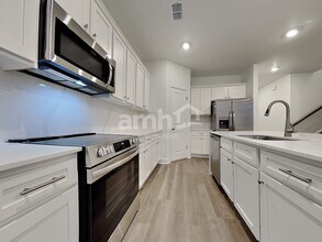 1438 Aquamarine Dr in Loganville, GA - Building Photo - Building Photo