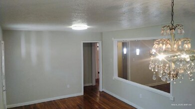 3735 California Ave in Jackson, MS - Foto de edificio - Building Photo