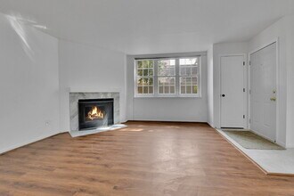 5704 W Asbury Pl in Lakewood, CO - Building Photo - Building Photo