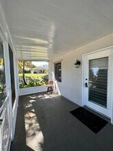 882 NE Rio Ave in Jensen Beach, FL - Building Photo - Building Photo