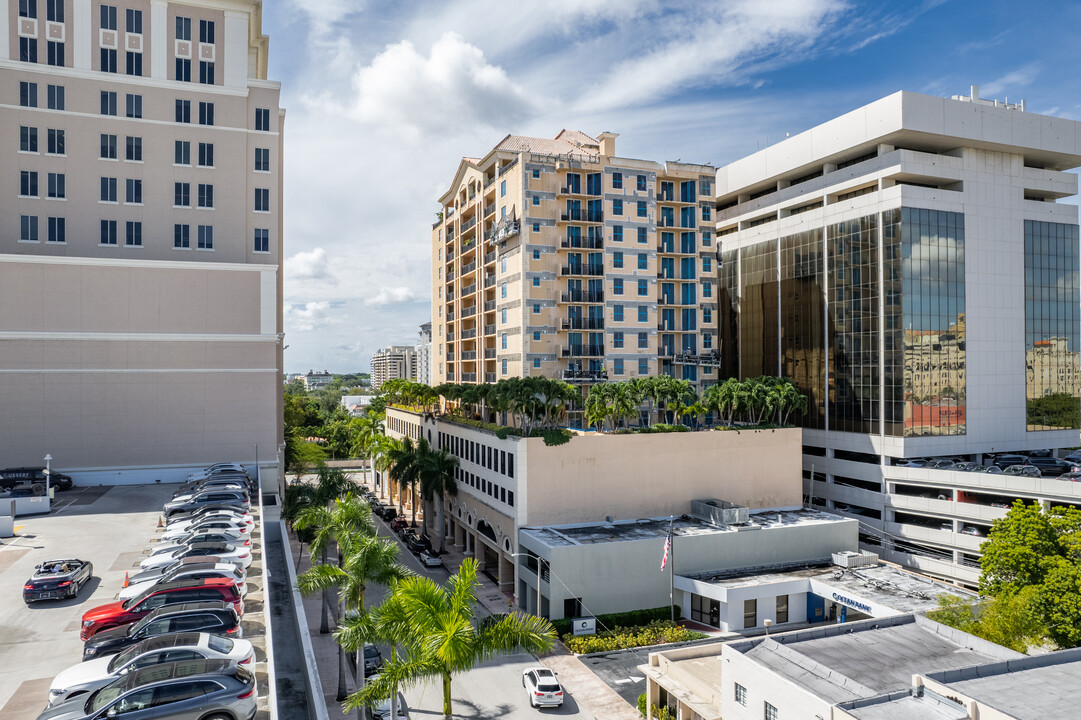 Gables Park Tower in Miami, FL - Building Photo