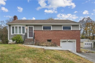 7 Hillside Terrace in Monroe, NY - Building Photo - Building Photo