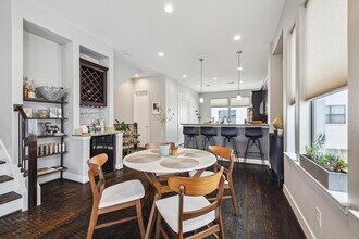 2718 Leeland St in Houston, TX - Building Photo - Building Photo