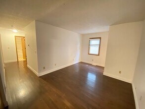 76 Chittenden Ave in Columbus, OH - Building Photo - Building Photo
