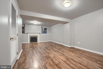 8820 Papillon Dr in Ellicott City, MD - Building Photo - Building Photo