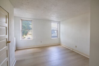 510 Mifflin Ave, Unit B3 in Pittsburgh, PA - Foto de edificio - Building Photo