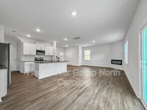 1358 37th Ave Lane NE in Hickory, NC - Building Photo - Building Photo