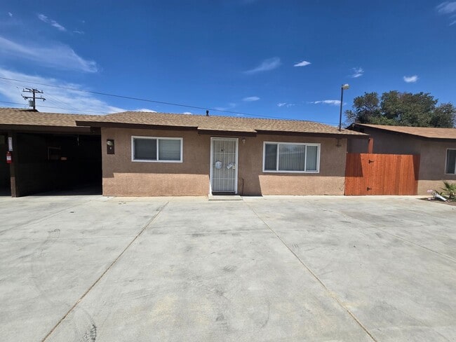 property at 320 N Hamilton Ave