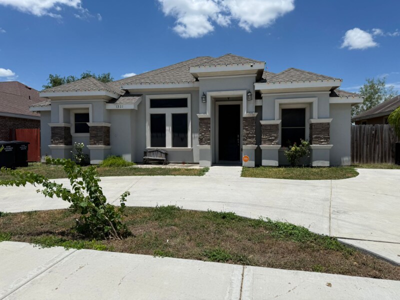 1321 Combs Ave in Alton, TX - Building Photo