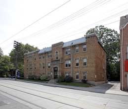 Georgian Arms in Toronto, ON - Building Photo - Building Photo