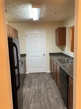 Room in Apartment on Fairington Club Dr in Stonecrest, GA - Building Photo - Building Photo