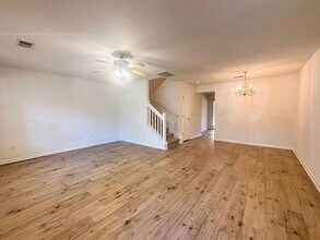 8146 Shadow Oak Dr in North Charleston, SC - Building Photo - Building Photo