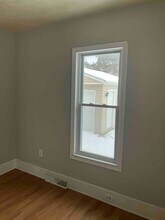 1011 E 72nd St in Cleveland, OH - Building Photo - Building Photo