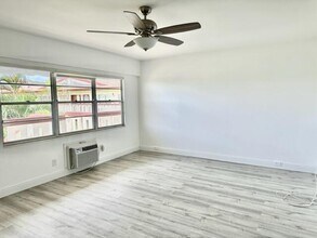 251 Brighton Dr in Boca Raton, FL - Building Photo - Building Photo