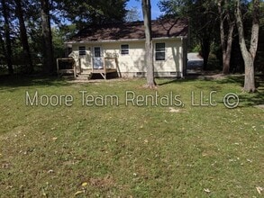 622 Edgewood Ave in Hendersonville, NC - Building Photo - Building Photo