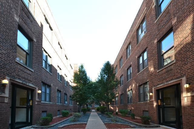 property at 822 W Cornelia