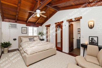 947 N Alvernon Way in Tucson, AZ - Building Photo - Building Photo