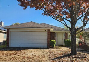 8405 Shallot Way in Austin, TX - Building Photo