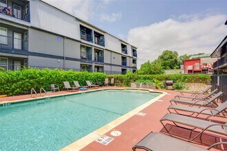 2020 S Congress Ave in Austin, TX - Building Photo - Building Photo