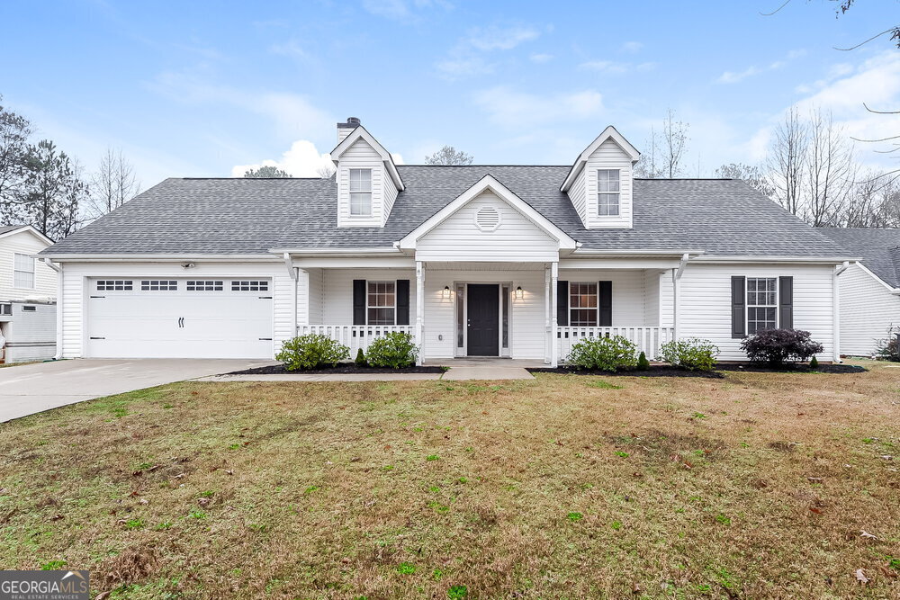 25 Woodland Dr in Covington, GA - Building Photo