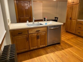 467 Worthington Rdg, Unit 1st floor in Berlin, CT - Foto de edificio - Building Photo