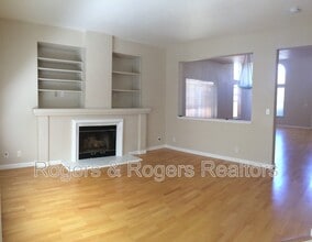 213 Houghton St in Mountain View, CA - Building Photo - Building Photo