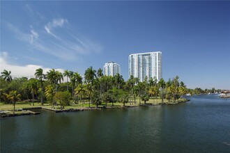 1861 NW South River Dr, Unit 2301 in Miami, FL - Building Photo - Building Photo