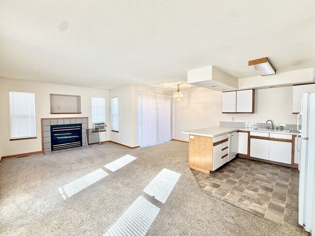 1637 Westbridge Dr in Fort Collins, CO - Building Photo - Building Photo