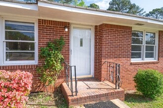 1216 Sanders Way in Lake City, GA - Building Photo - Building Photo