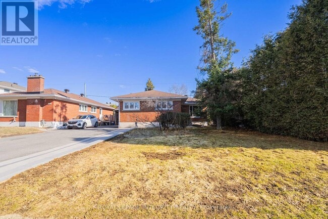 property at 1746 Gage Crescent
