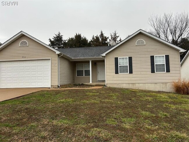 2311 Garden Ln in Festus, MO - Foto de edificio - Building Photo