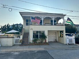 3 Clayton Ave in East Atlantic Beach, NY - Building Photo