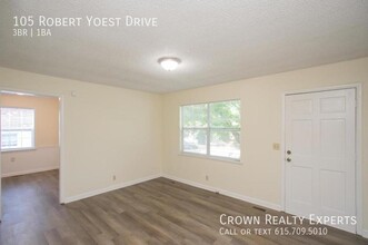 105 Robert Yoest Dr in Nashville, TN - Building Photo - Building Photo