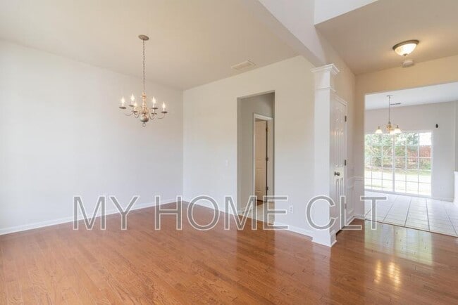 2108 Arbor Vista Dr in Charlotte, NC - Building Photo - Building Photo