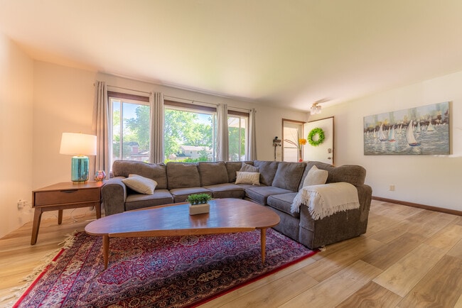 property at 5310 Trafalger Pl