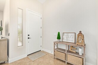 9716 E Janice Way in Scottsdale, AZ - Building Photo - Building Photo