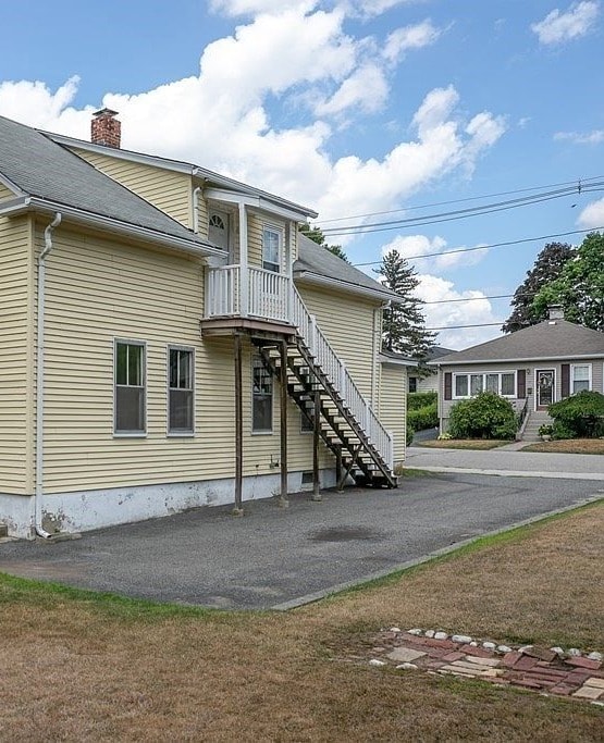 property at 28 Villa Rd
